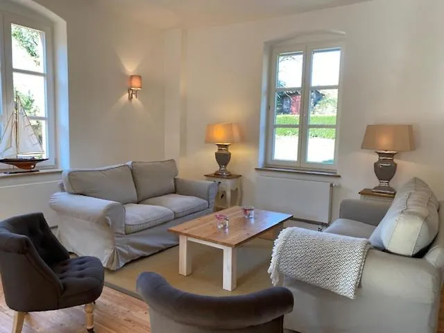 Charmantes Gaestehaus Maya Im Schloss Und Hofgut Langenzell